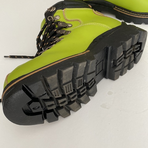 Lime green nevada hiking boots. Style Maggie leather upper Preowned wear - Picture 5 of 8